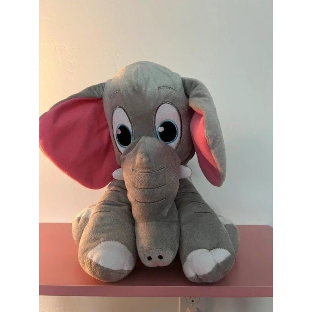 Cute elephant